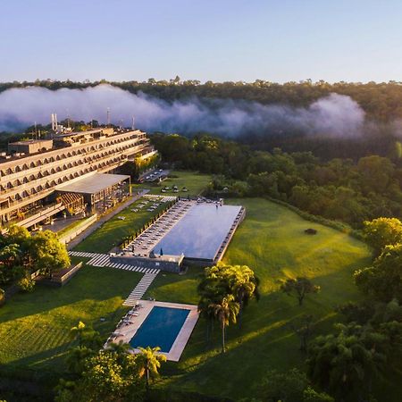 Gran Melia Iguazu Hotel ปูแอร์โตอีกวาซู ภายนอก รูปภาพ Aerial view of the hotel