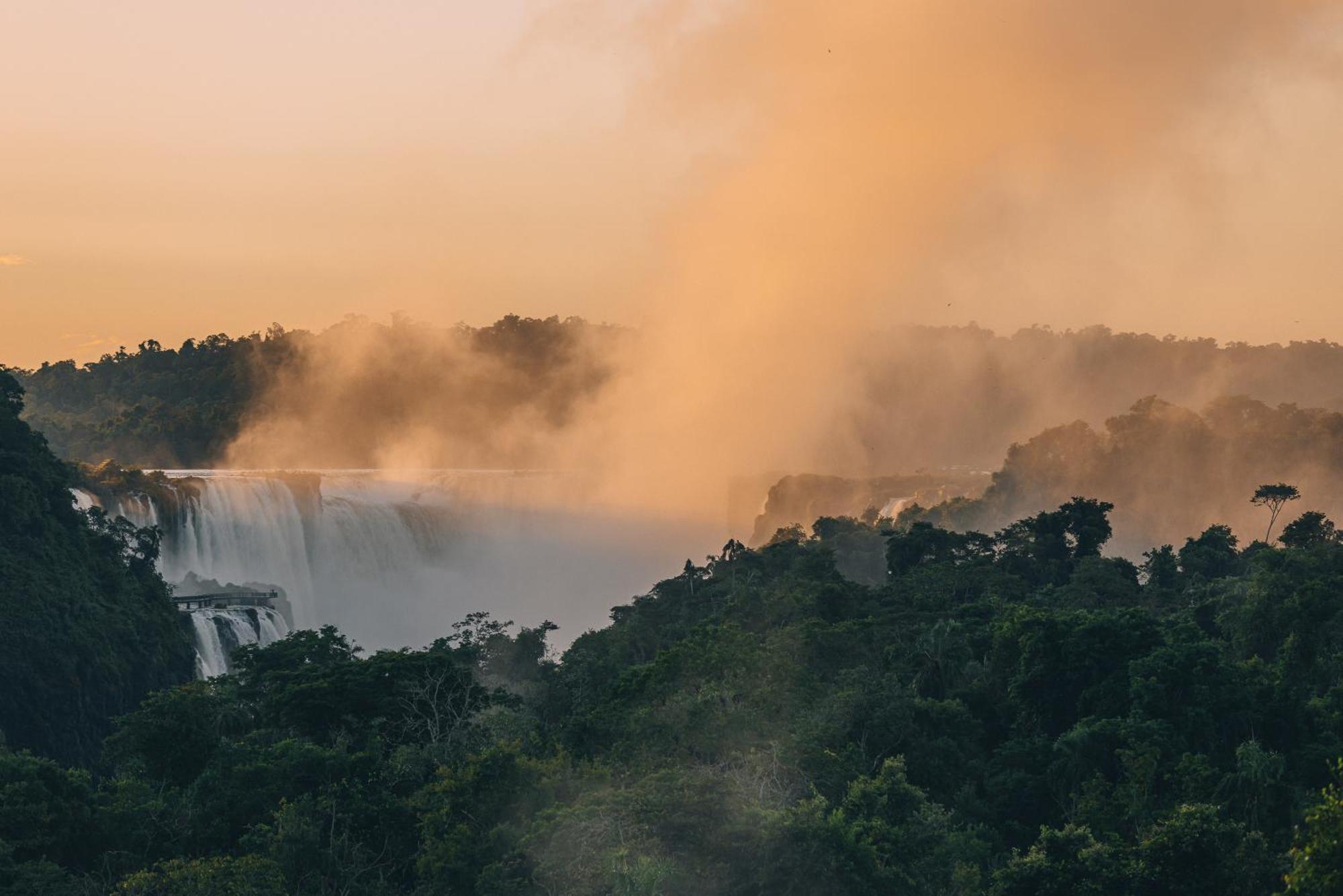 Gran Melia Iguazu Hotel ปูแอร์โตอีกวาซู ภายนอก รูปภาพ